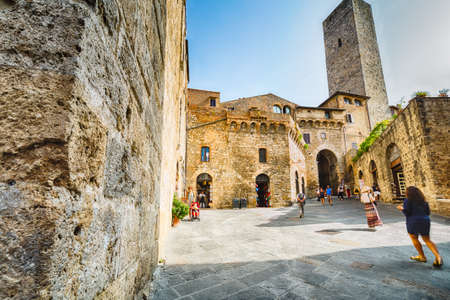 main public square of San Gimignano, wonderful medieval village in Tuscany, Italyのeditorial素材