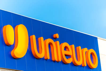 LUGO (RA) - FEBRUARY 11, 2018: Unieuro SpA operates the largest chain of consumer electronics and appliance stores in Italyのeditorial素材