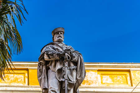 RAVENNA, ITALY - FEBRUARY 15, 2018:  on Valentine Day, under the statue in Garibaldi square, lovers remember the love story between Giuseppe Garibaldi and Anitaのeditorial素材