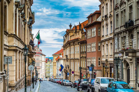 PRAGUE, CZECH REPUBLIC - AUGUST 26, 2014: locals and tourists walk in street in the historical center of Pragueのeditorial素材