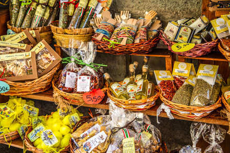 MANAROLA (SP), ITALY - JUNE 17, 2018: typical street markets sell local products to touristsのeditorial素材