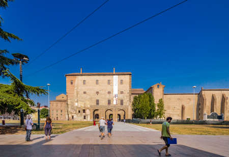 PARMA, ITALY â AUGUST 23, 2018: Tourists are walking and enjoying the charming historic lanes of the Parma, elegant town in the Emilia-Romagna region of Northern Italyのeditorial素材