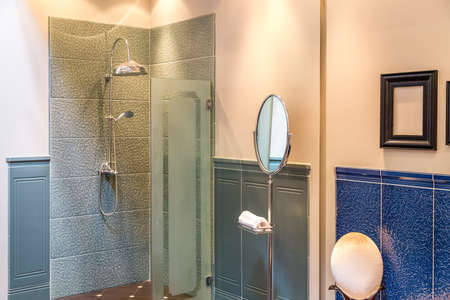 shower box in modern bathroomのeditorial素材