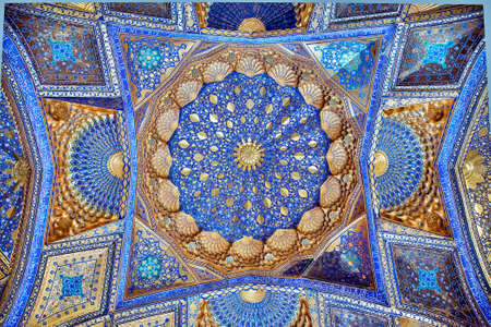 SAMARKAND, UZBEKISTAN - MAY 04, 2014: Ceiling of Aksaray mausoleumのeditorial素材
