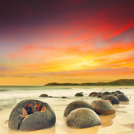 Moeraki Boulders at sunset  New Zealandの写真素材