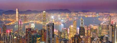 Hong Kong skyline at sunset. View from Victoria peak. Panoramaのeditorial素材