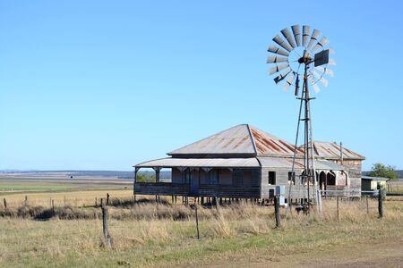 Old outback farmhouse in South West Queensland Australiaのeditorial素材
