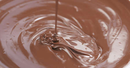 mix milk chocolate with whiskの写真素材