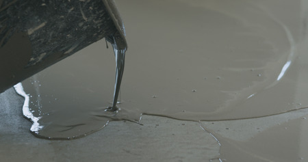 applying self leveling floor