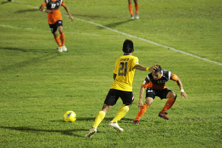JOHOR BAHRU - JANUARY 14 ; Negeri Sembilan player Shakir Ali in action during a Malaysian Super League match between Johor FC and Negeri Sembilan at JCorp Stadium in Pasir Gudang on January 14th 2012  のeditorial素材
