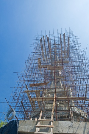 Under construction image of buddha statueのeditorial素材