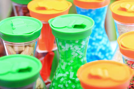  Topping jelly dessert in bottles の写真素材
