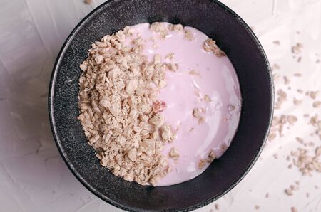 Organic Granola Cereal with oats, flax, almond, and sunflower seedsの写真素材