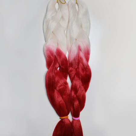 kanekalon artificial hair for braiding, colored ribbons Ombre grの写真素材