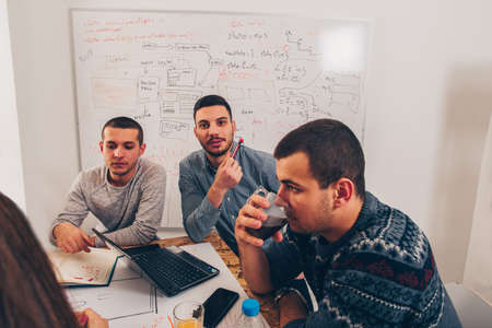 Business people are having a meeting in the office