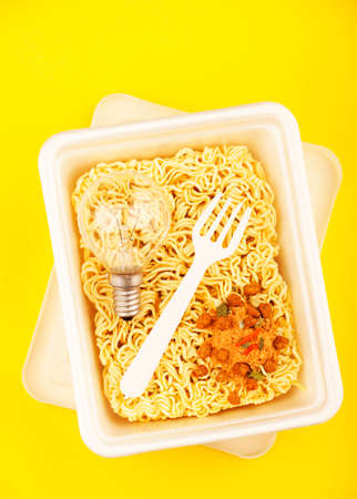 spaghetti fast food bulb plastic boxの写真素材