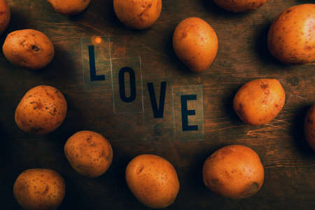 potato love text wooden sharp tableの写真素材
