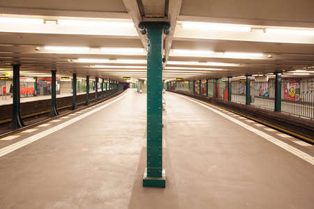 Metro station potsdamer platz in berlin. The U-bahn serves 170 stations spread across ten lines with a total track length over 150 kmのeditorial素材