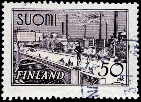 FINLAND - CIRCA 1942: A stamp printed by FINLAND shows view of Hameensilta Bridge in Tampere, circa 1942のeditorial素材