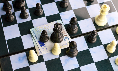 The game of chess and the European currency on the board