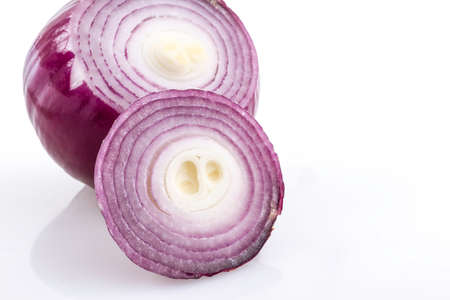 sliced purple onionの写真素材