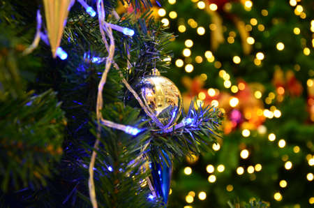 Silver Ball reflection - light of christmas (closeup)の写真素材