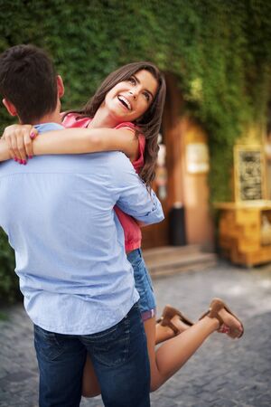 Young couple hugging on the city road
の写真素材