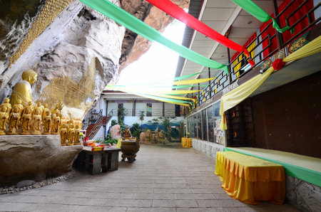 Ipoh,Malaysia - December 27, 2011  Interior of the Kwan Yin Tong cave temple which is located at Ipoh Perakのeditorial素材