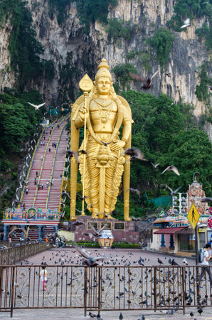 Kuala LumpurMalaysia  May 16 2015: Tourist and local people can seen exploring around the Batu Caves Kuala Lumpur.のeditorial素材