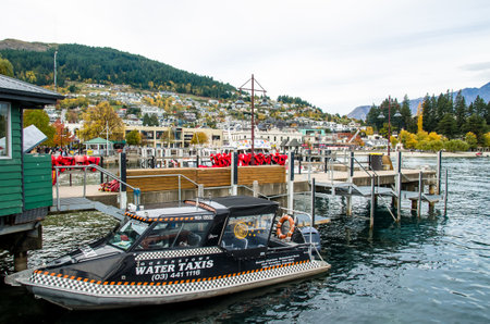 Queenstown,New Zealand - April 30,2016 : Boats parking at the jetty of Lake Wakatipu in Queenstown, New Zealand.のeditorial素材
