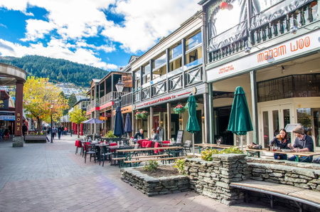 Queenstown,New Zealand - April,26,2016 : Queenstown mall is the popular landmark in New Zealand,people can seen exploring around it.のeditorial素材