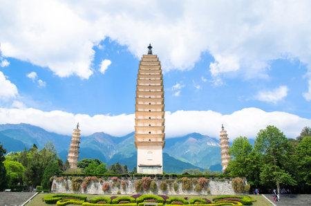 Dali, China - April 20,2017 :The Three Pagodas of Chongsheng Temple near Dali Old Town, Yunnan province, China.のeditorial素材