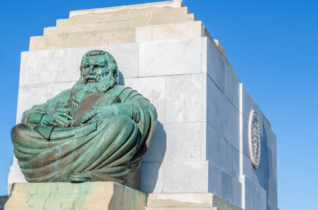 Dunedin,New Zealand - May 3,2016 : The monument is dedicated to the memory of the pioneers who braved at the beginning of the dominions second century which is located in Dunedin.のeditorial素材