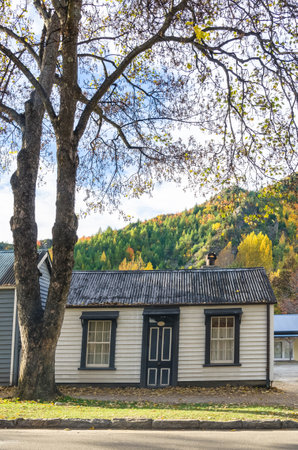 Arrowtown,New Zealand - April 27,2016 : Autumn landscape of historic town in Arrowtown, New Zealandのeditorial素材