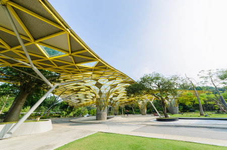 Kuala Lumpur,Malaysia - Aug 22,2018 : Lake Gardens also known as Kuala Lumpur Perdana Botanical Gardens, it is KL's first large-scale recreational park. People can seen exercise and cycling around it.のeditorial素材