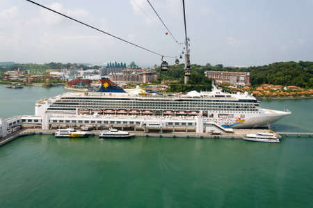 Big ship at the Singapore portのeditorial素材