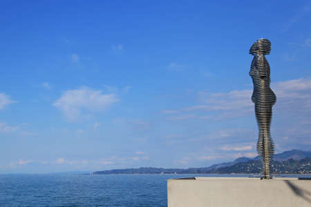 Statue of Love Ali and Nino