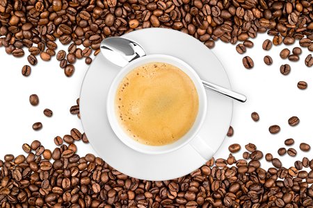 coffee cup and beans isolated on white backgroundの写真素材