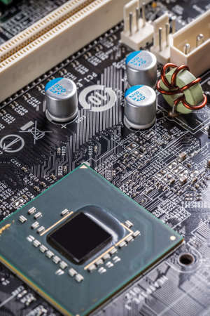 Electronic circuit board with processor socket