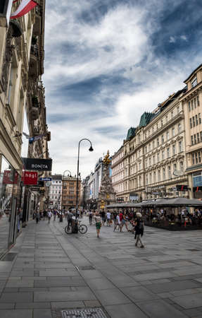 VIENNA, AUSTRIA - JULY 02, 2020: Famous Boulevard Am Graben With Shops And Tourists In The Inner City Of Vienna In Austriaのeditorial素材