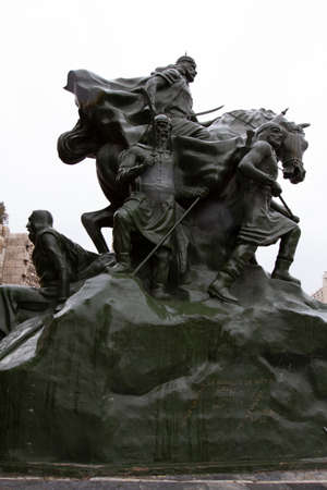 Damascus/Syria 03/29/2010 : Statue of Saladin (Salahaddin Ayyoubi), great commander who is known for his successful campaigns against the crusaders most notably during the battle of hittin.のeditorial素材