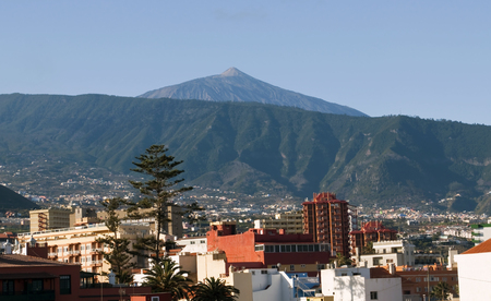 View of Teide volcano from the town of Puerto de la Cruzの写真素材