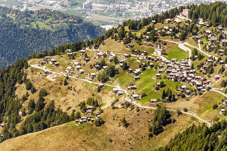 Mountains of the Swiss Alps in the Saint Luc valley on a sunny day.の販売画像