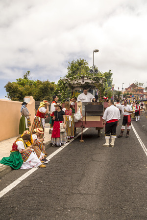 La Orotava, Tenerife, Spain-June 2016. The Pilgrimage of San Isidro Labrador, in La Orotava. The festival is declared of National Tourist Interest and is celebrated after Corpus Christi. The pilgrimage, originated in the seventeenth century, runs through のeditorial素材