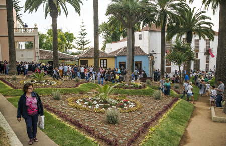 LA OROTAVA CANARY ISLAND SPAIN - JUNE 2018. The people of the town working on the day of Corpus Christi in the flower carpets.のeditorial素材