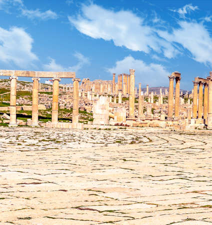 Roman archeological remains in Jerash in Jordan on a sunny day.のeditorial素材