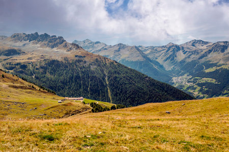 Mountains of the Swiss Alps in the Saint Luc valley on a sunny day.の販売画像