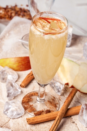 yellow drink, apple and cinnamonの写真素材