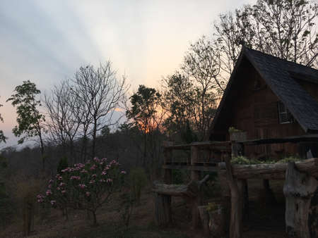 House with sunsetの素材