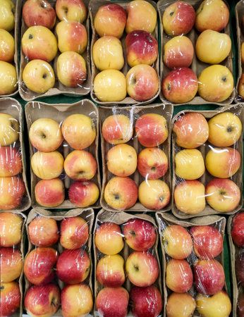 Red and yellow apples background